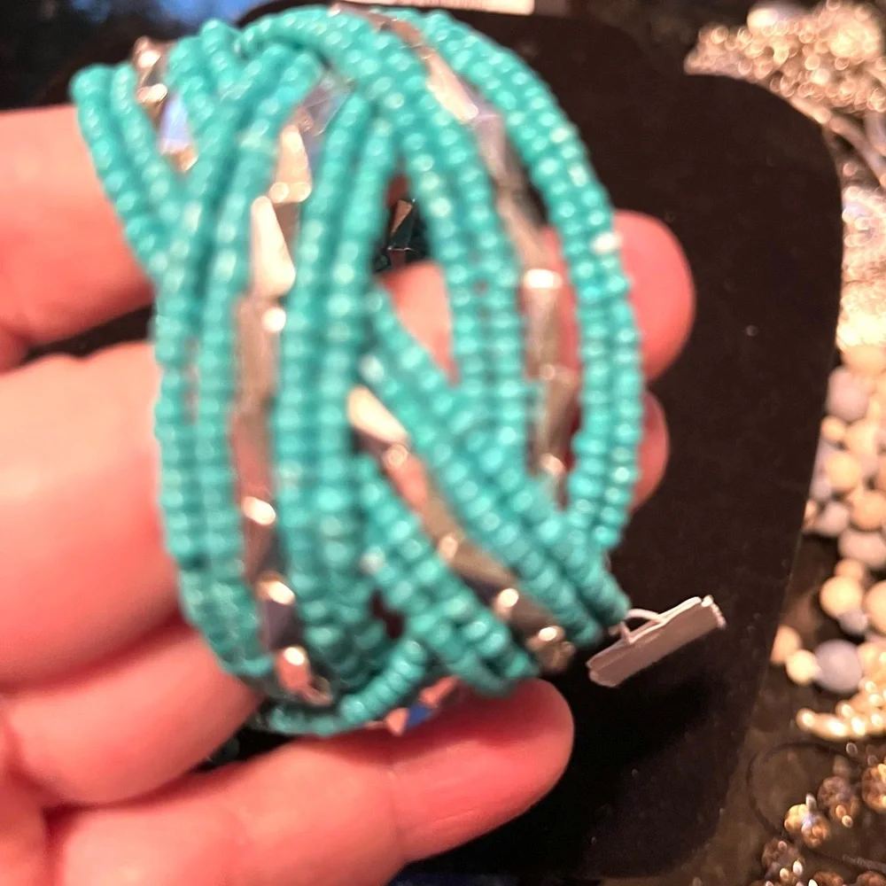 Turquoise and Silver Beaded Bracelet